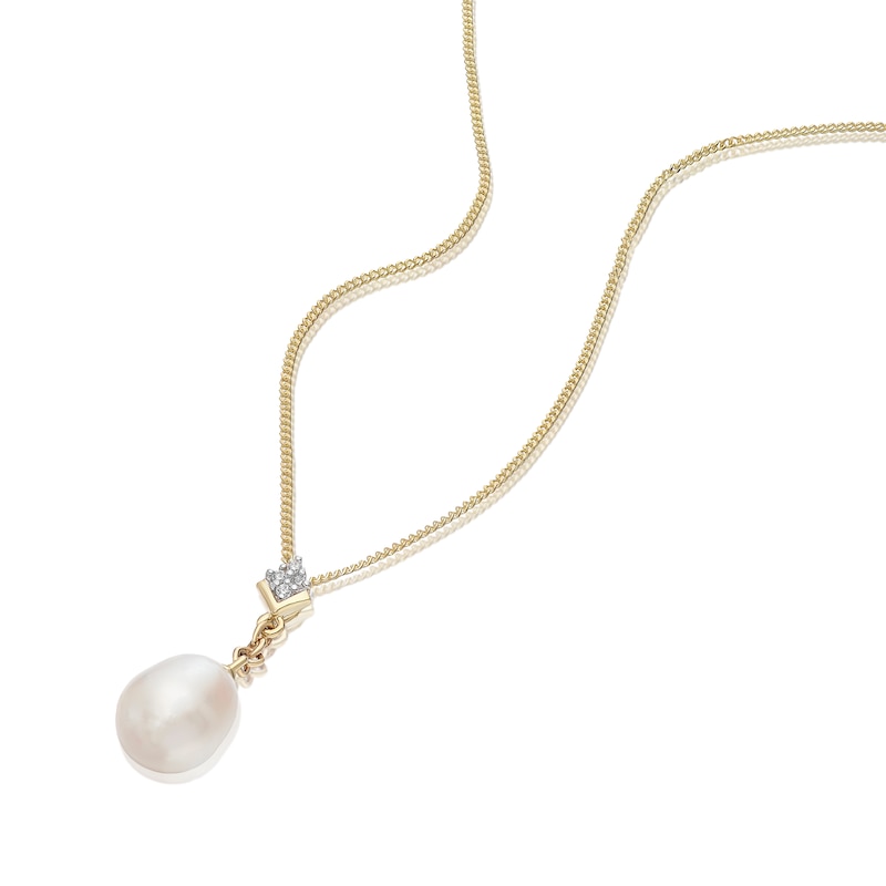 Main Image 2 of 9ct Yellow Gold Cubic Zirconia Chain Cultured Freshwater Pearl Pendant Necklace