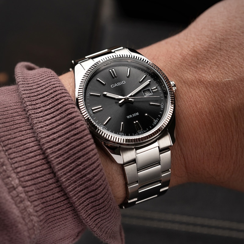 Main Image 3 of Casio MTP-1302PD-1A1VEF Classic Analogue Black Dial Silver-Tone Bracelet Watch