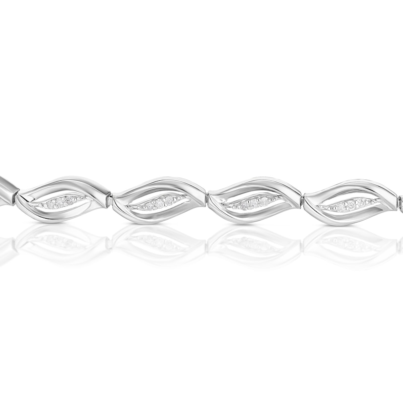 Main Image 2 of Sterling Silver Twist Style 0.20ct Diamond Bracelet