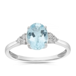 9ct White Gold Oval Cut Aquamarine & Diamond Ring