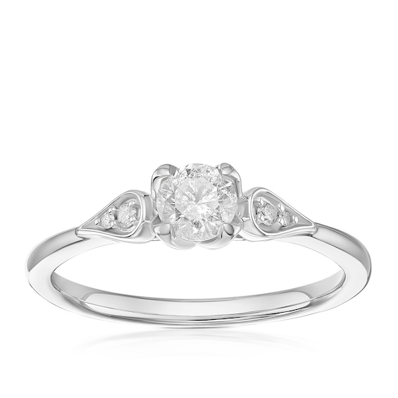 Engagement Ring 9ct White Gold Solitaire Stone Set Shoulders