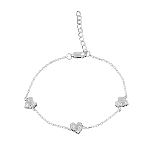 HS Edit HEARTS Sterling Silver Triple Hammered Heart Station