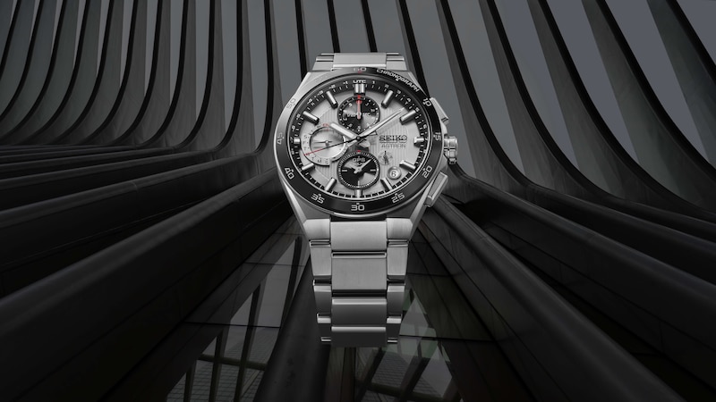 Main Image 4 of Seiko Men's Astron ‘Silvery Night’ Dial 5X GPS Solar Chronograph Stainless Steel Bracelet Watch