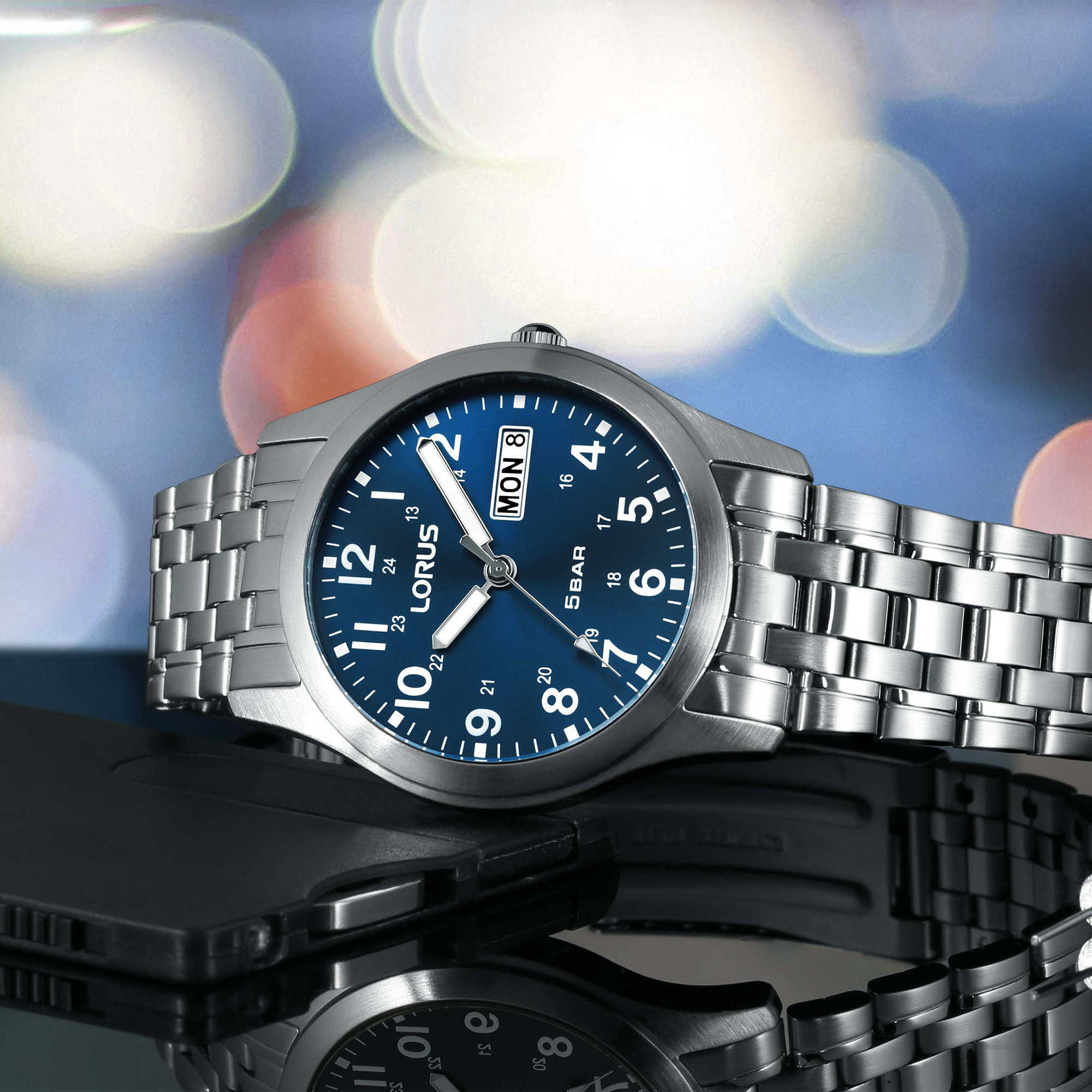 Lorus Classic MenÃ¢s Stainless Steel Bracelet Watch