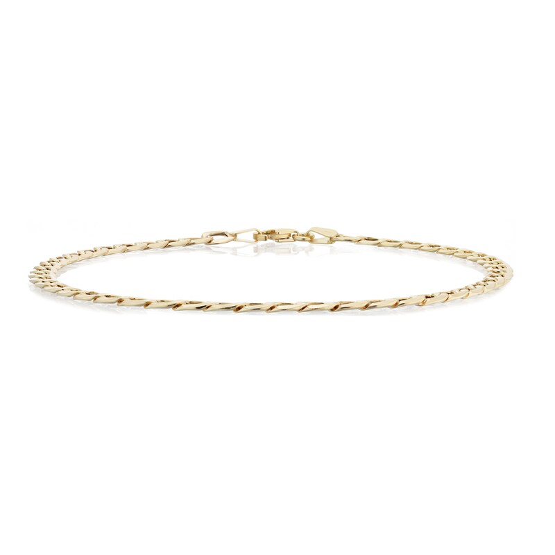 9ct Yellow Gold 9'' Curb Chain Bracelet | H.Samuel