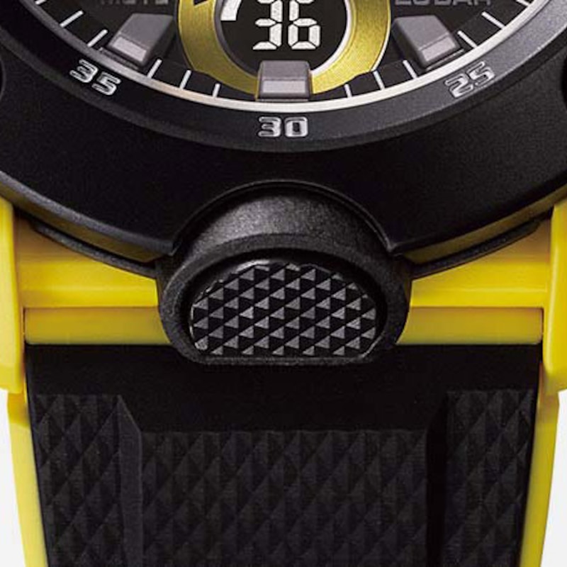 G-Shock GA-2000-1A9ER Men's Carbon Core Black Resin Strap Watch