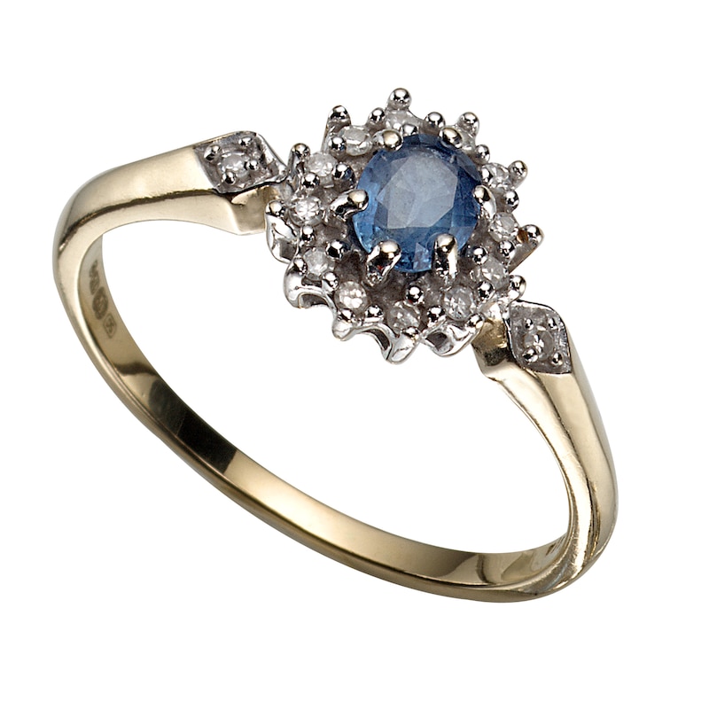 9ct Gold Ceylon Sapphire & Diamond Cluster Ring