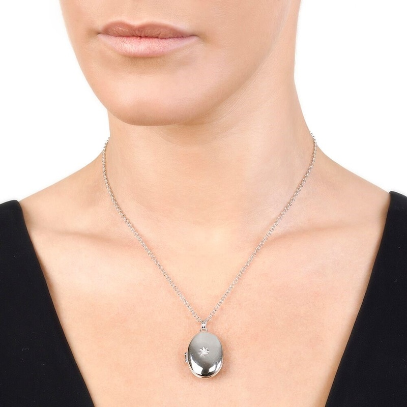 Main Image 4 of Hot Diamonds Sterling Silver Oval Locket Pendant