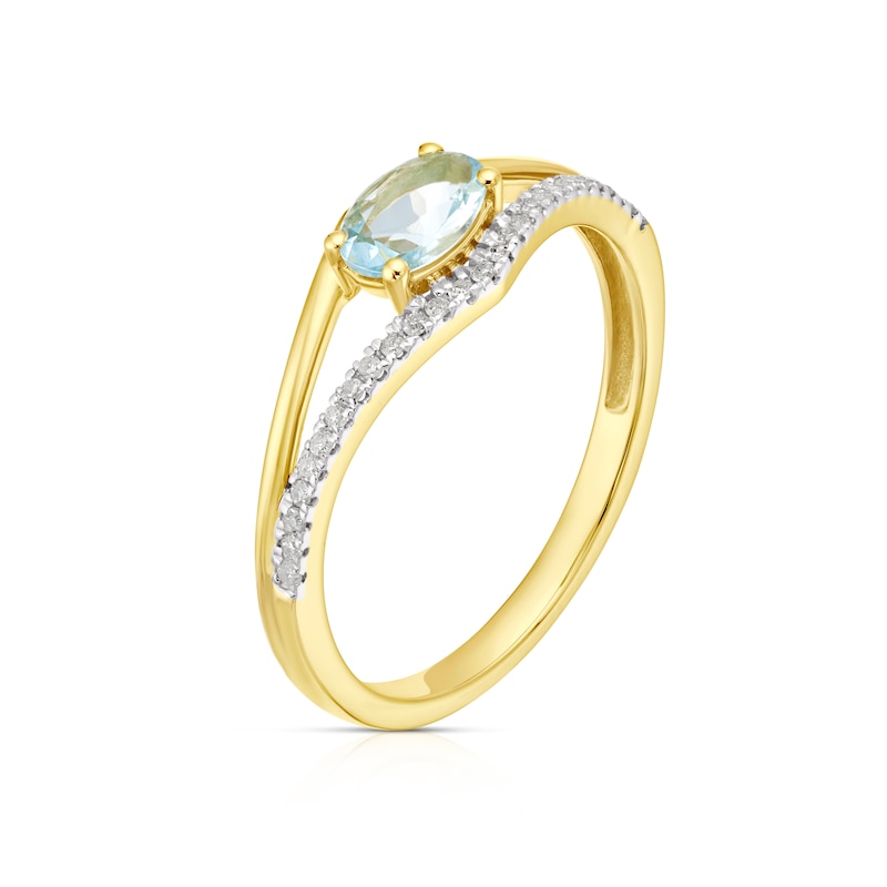Main Image 2 of 9ct Yellow Gold Aquamarine and Diamond Ring