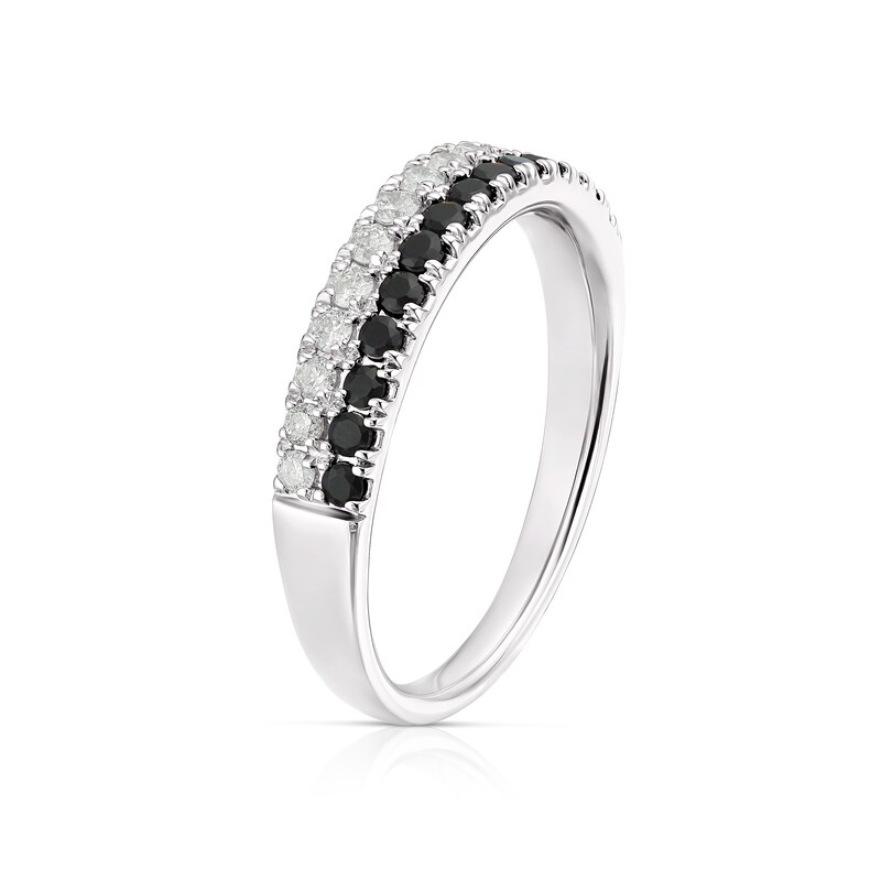 Main Image 2 of 9ct White Gold 0.20ct Diamond & Black Onyx Round Cut Wedding Band