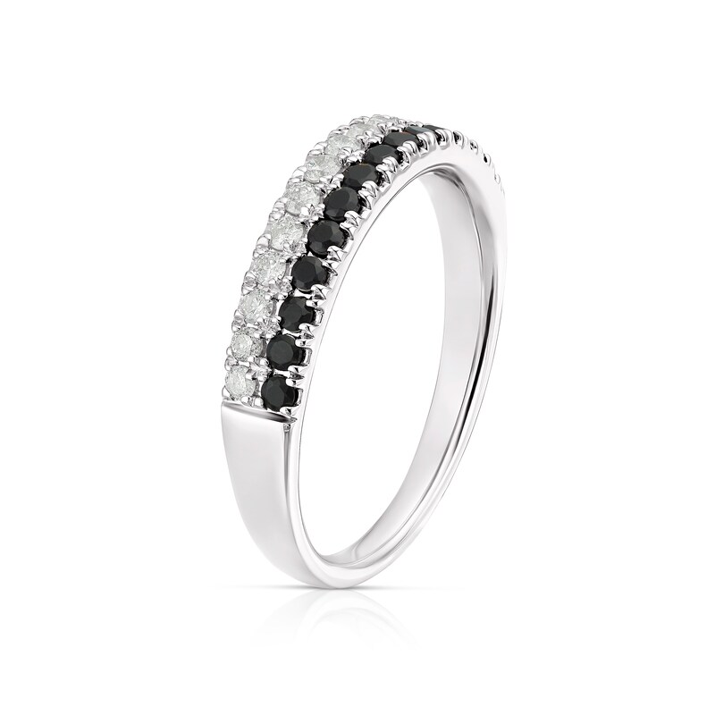 9ct White Gold 0.20ct Diamond & Black Onyx Round Cut Wedding Band