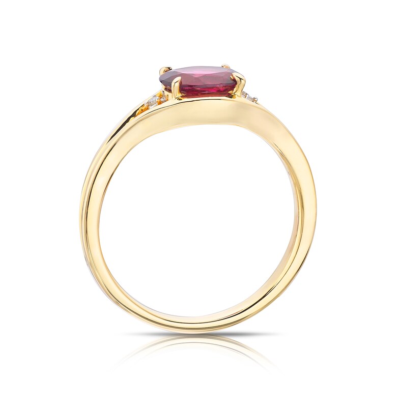 Main Image 3 of 9ct Yellow Gold Garnet & Diamond Ring