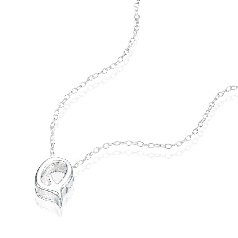 Main Image 2 of Sterling Silver 'Q' Initial Necklace