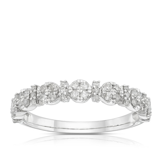 9ct White Gold Cluster 0.33ct Diamond Ring