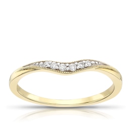 9ct Yellow Gold Diamond Shaped Band