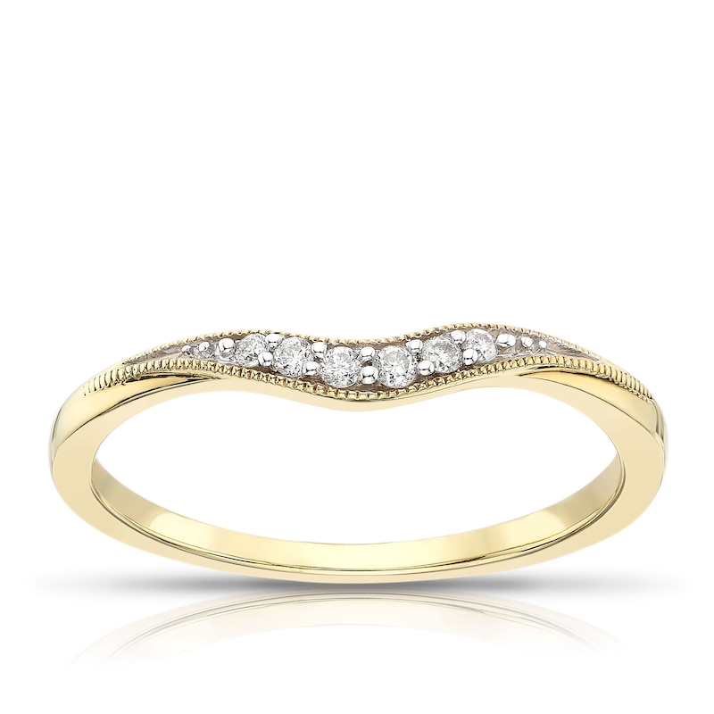 9ct Yellow Gold Diamond Shaped Band