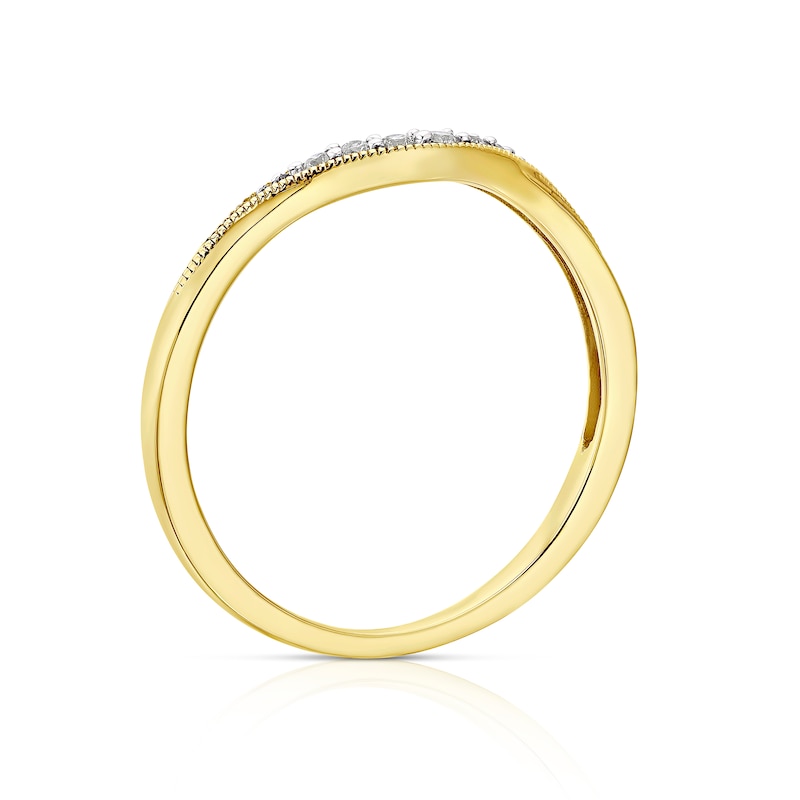Main Image 3 of 9ct Yellow Gold Diamond Shaped Band
