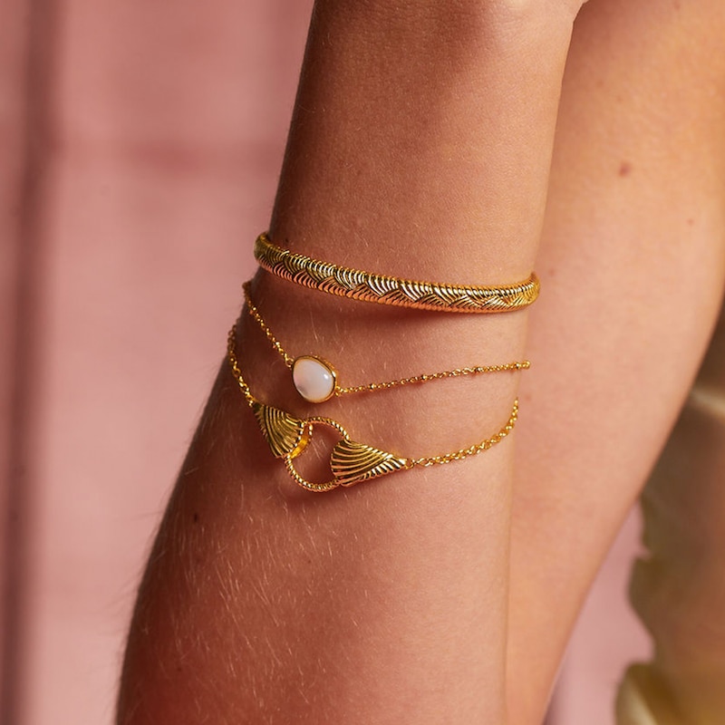 Main Image 3 of Hot Diamonds X Gold Edit Paris 18ct Gold Plated Shell Bracelet